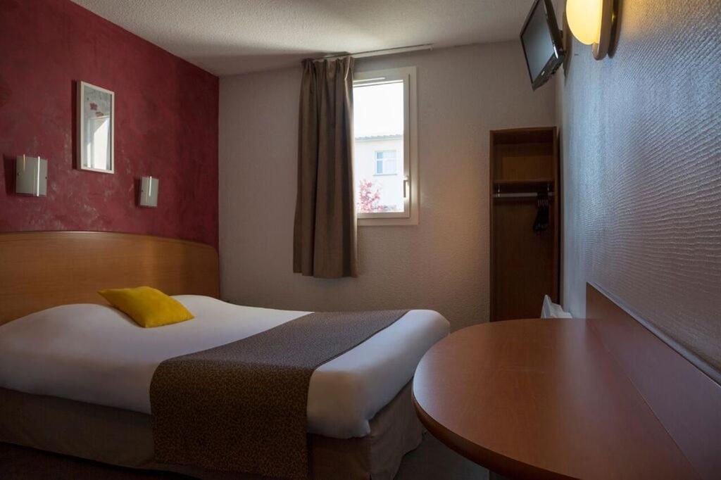 The Originals City, Hotel Novella Confort, Nantes Est Каркфу Экстерьер фото